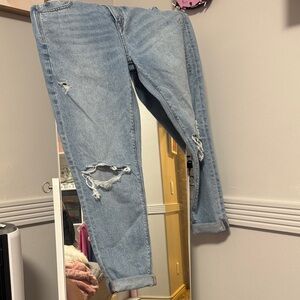 American Eagle Outfitters Light Blue Boyfriend Jeans